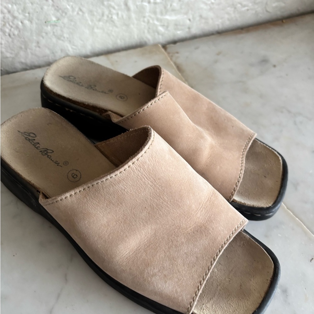 Vintage Ladies Beige Slip-On Slide Sandals